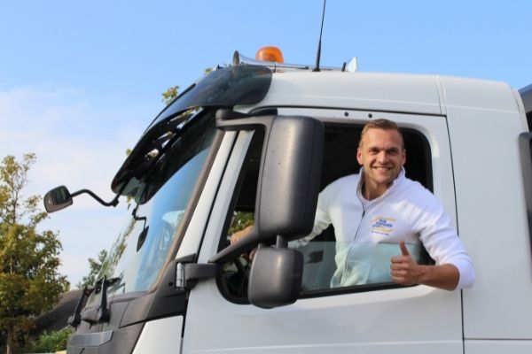 Chauffeur van Puincontainershop